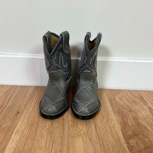 Western Plains Girls Gray and Pink Cowboy Boot Shoes